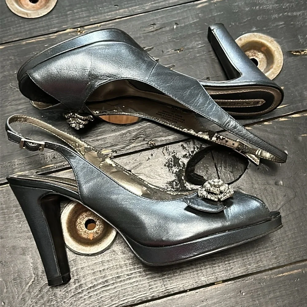 BANDOLINO Karmina Navy Slingback Heels - Peep Toe with Nickel & Crystal Rosette